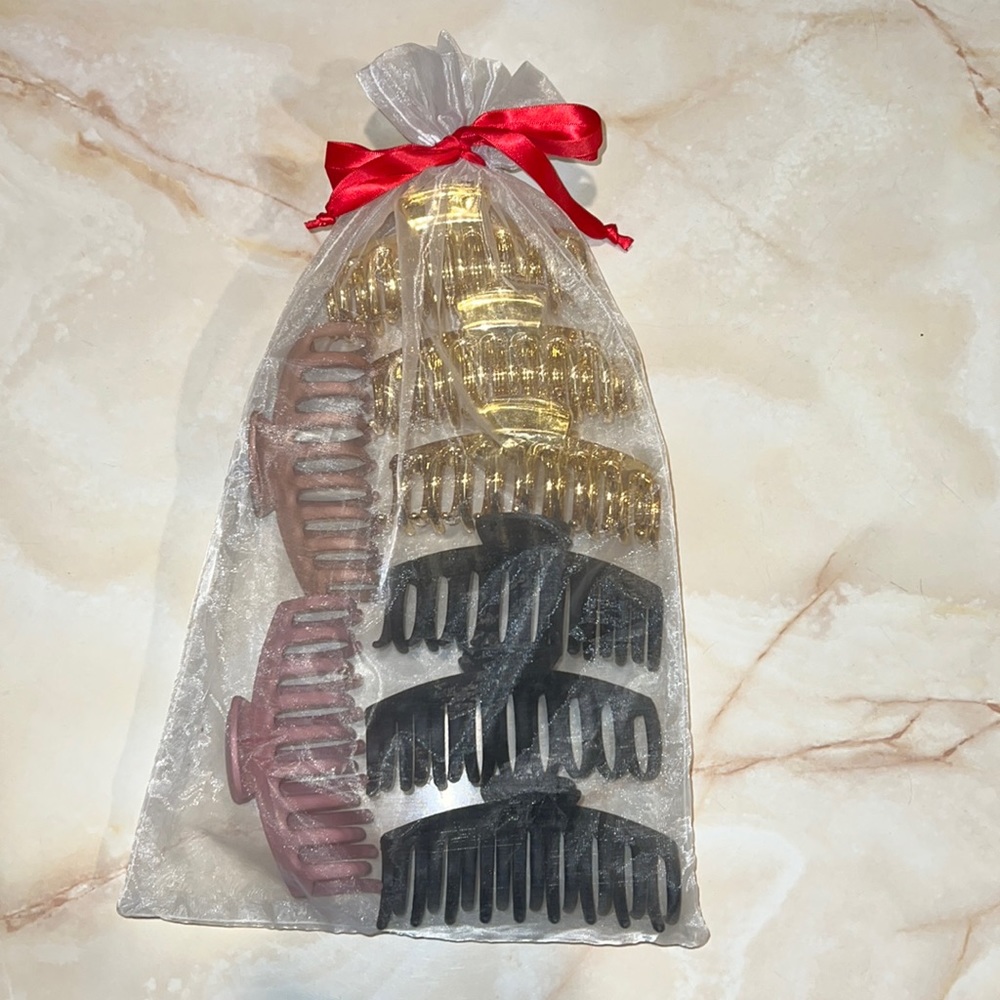NWOT 8pc Large Hair Clips